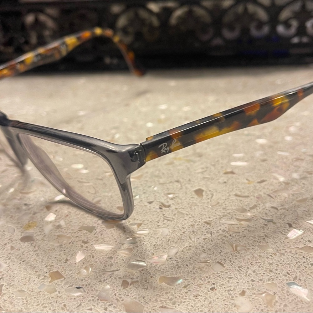 Rayâ˘Ban Glasses RB5279